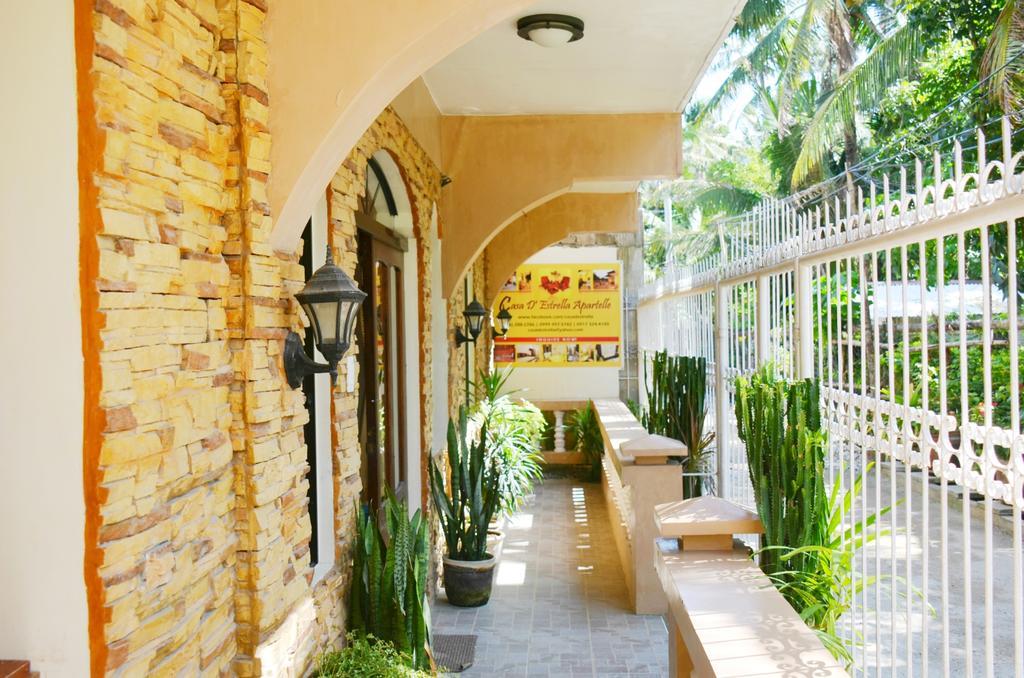 Casa D' Estrella Apartelle Balabag  Exterior photo